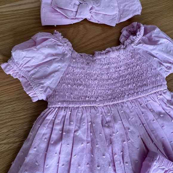 Baby Gap - 2 summer outfits. Size 3-6months. Pink and yellow. - Picture 4 of 10